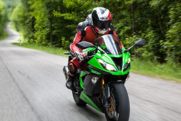 Kawasaki Ninja ZX6R 636